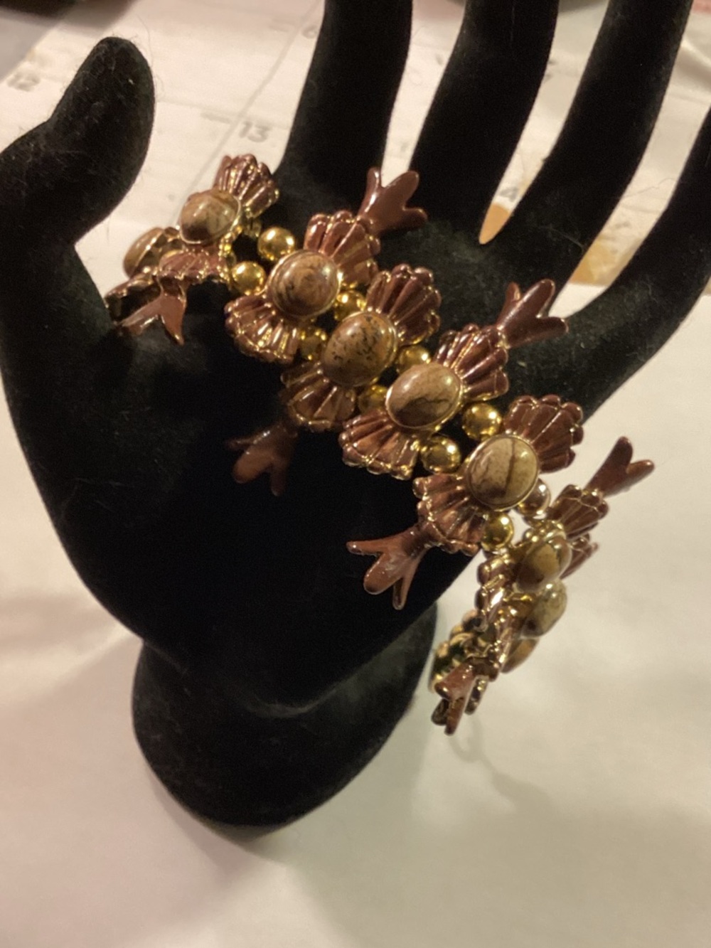 Brown gold toned bracelet